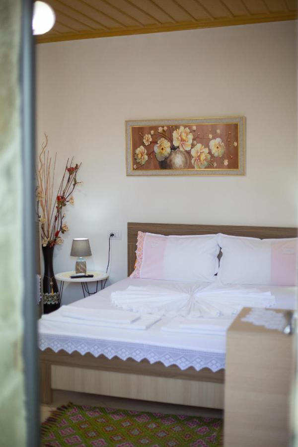 The Mosaic House - Shtepia Me Mozaik Hotel เปอร์เมต ภายนอก รูปภาพ